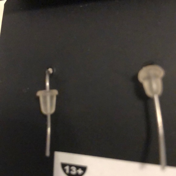 Dangle earrings - Picture 2 of 4